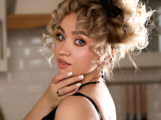 camgirl live sex EvaSoftly