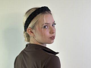 cyber sex show EvetteHilado