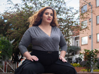 topless cam girl FreyaSeid