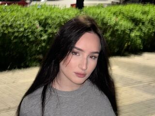 camslut showing tits GabrielleBurlage