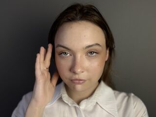 fingering girl webcam picture JaniceChambers