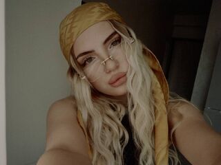 naughty cam girl masturbating JessieFord