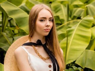 hot strip tease web cam JettieMecca