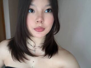 erotic webcam video JulienneCharters
