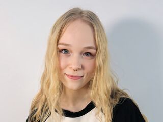 sexy camgirl picture KamiMellema