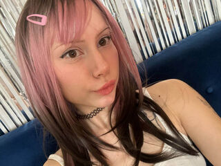 babe web cam KayaSnowy