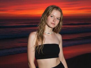 shaved pussy cam KeilaSmiekowski