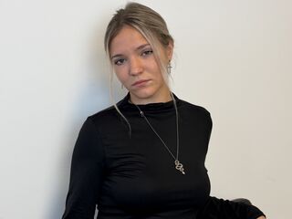 bedroom live sex KeiraTullier