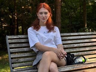 webcamgirl chatroom KiraBless