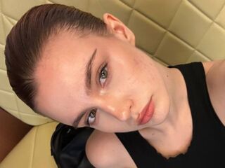 sexy camgirl picture KlaraGogins