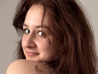 naked camgirl KrissLean