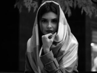 shower livecam KylaSieradski