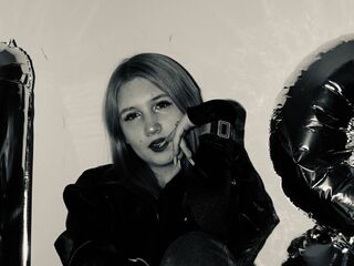 camgirl masturbating LatishaWolfenden