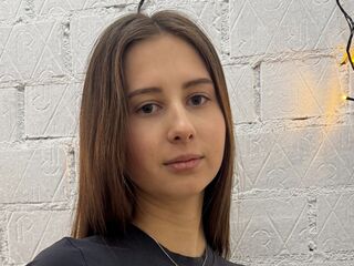 hot strip tease webcam LaurynTinkle