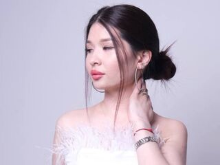 cam girl playing with vibrator LeaApple