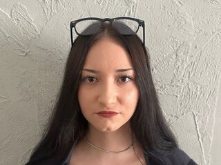 sexy camgirl chat LessyLuiz