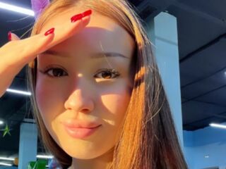 hot webcamslut LucyAurexia