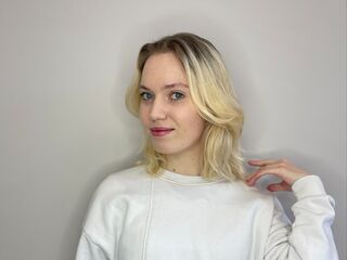 jasmin nude chatroom LynGoodhart