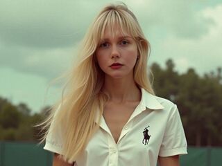 naked cam girl gallery MagalyRemsen