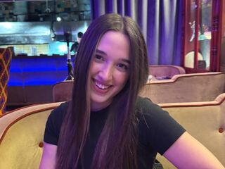 hot striptease cam MaryamKeets
