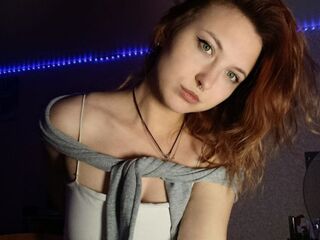 kinky webcam model MaudieTuttle