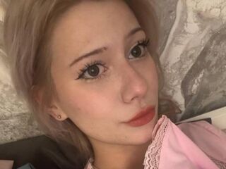 camwhore shaved pussy MeganLinney