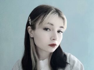 cam girl showing tits MelissaLey