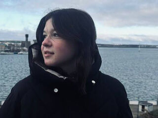 topless webcam girl MellieTierce