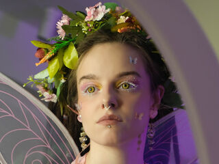 cam girl playing with vibrator MephalaDraeven