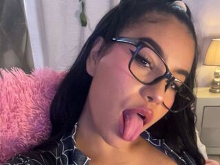 hot cam girl fingering shaved pussy MihaCameron