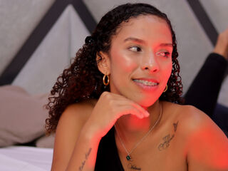 chat room live sex cam NicoleBakker