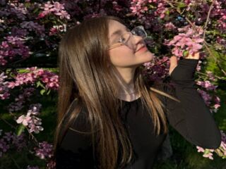 show live OctaviaDeep