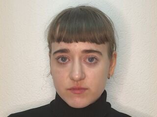 hot cam girl spreading pussy QianaWhiston