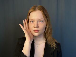 naked girl with webcam fingering pussy RonnieAbraham