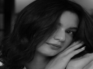 camslut masturbating RosaMunoz