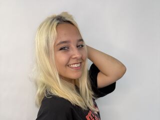 camslut masturbating RussellGiuliano