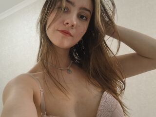 camgirl showing tits SeleneEverhart