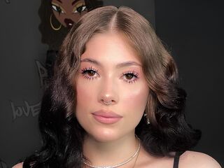 naked camgirl ShayneKuster