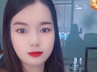 camslut masturbating SusanAyn