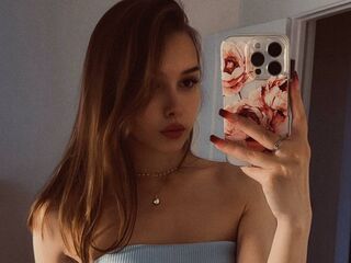 fingering girl TarenLeonetti