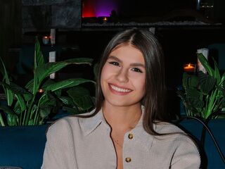 dirty webcam show TiaBeumer