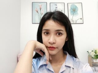 camgirl masturbating with vibrator TinaKhazi