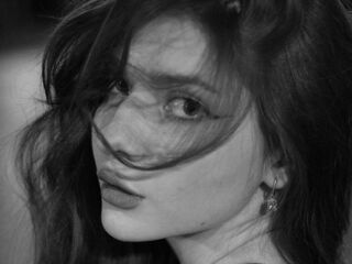 naked webcamgirl VelvetMeow